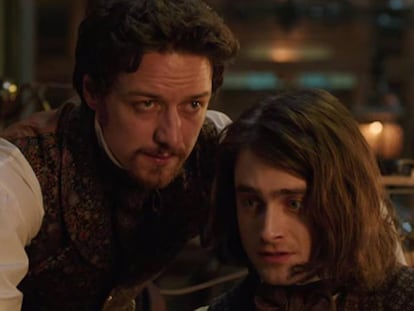 James McAvoy y Daniel Radcliffe, en el filme.