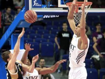 Mejri y Darden impiden el avance de Pumprla