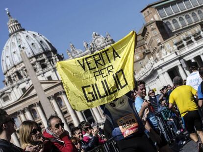 Manifestantes exigen este domingo en Roma &quot;Verdad para Giulio&quot;. 