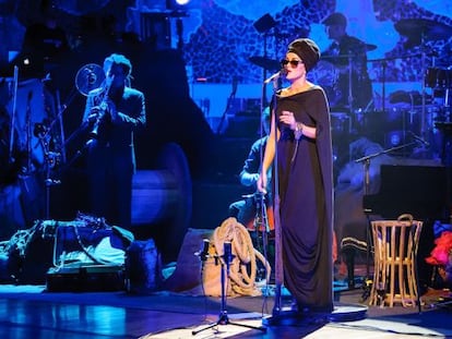 Melody Gardot, durante su actuaci&oacute;n en el Palau de la M&uacute;sica de Barcelona.  