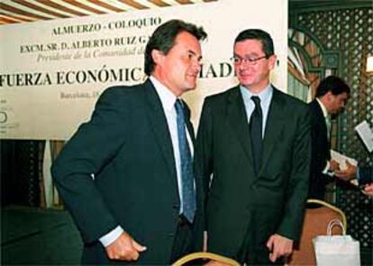 Artur Mas junto a Alberto Ruiz Gallardón, tras la conferencia de ayer.