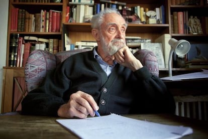 José Luis Sampedro, pictured in 2000.