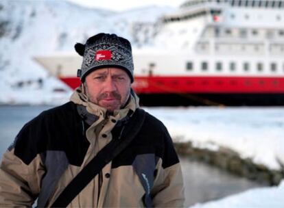 Paco Nadal, blogger de EL VIAJERO, se embarca en su mayor aventura, una expedición sin apoyo externo que cruzará el casquete polar de Groenlandia, con ascenso final al pico Nunataq