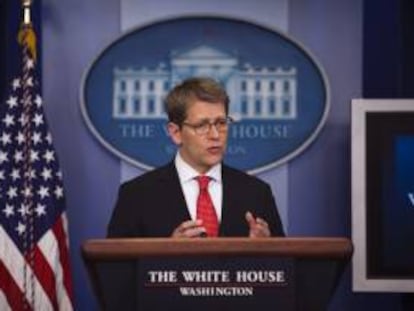 El portavoz de la Casa Blanca, Jay Carney, advirtió que el deterioro puede deteriorarse al no descartar que EE.UU. tome "nuevas medidas" en respuesta a las acciones de Rusia en la crisis ucraniana y a su anexión de la península de Crimea. EFE/Archivo
