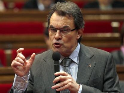 Artur Mas durante su intervención en la sesión de control en el Parlament.