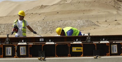 Vista de las obras del proyecto del tren de alta velocidad, en las proximidad que unir&aacute; La Meca con la ciudad de Medina.