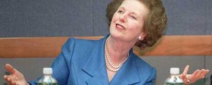 La que fuera primera ministra del Reino Unido, Margaret Thatcher, durante una visita a Hong Kong en 1997.