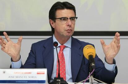 El ministro de Industria, Energía, José Manuel Soria