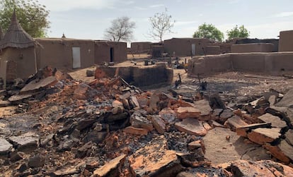 Pueblo dogón de Sobane-Kou, tras el ataque del domingo.