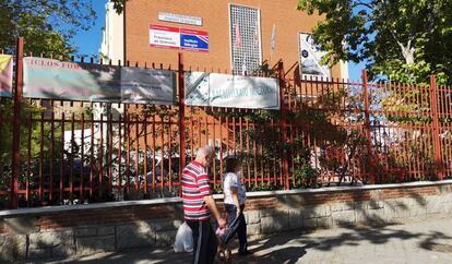 El instituto del distrito de San Blas, en Madrid capital, donde estudia la víctima de la agresión.