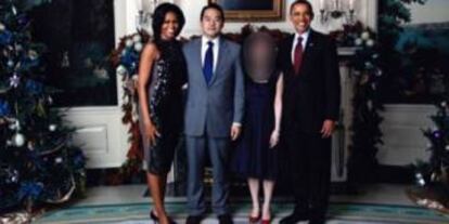 Adrian Hong Chang con la familia Obama.