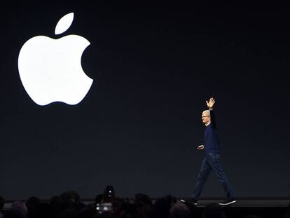 El CEO de Apple, Tim Cook, en la conferencia de desarrolladores de la compañía, la semana pasada, en California.