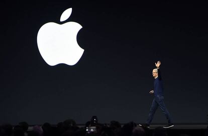 El CEO de Apple, Tim Cook, en la conferencia de desarrolladores de la compañía, la semana pasada, en California.
