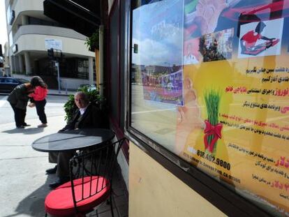 Un café persa de Westwood Boulevard, en Los Ángeles.