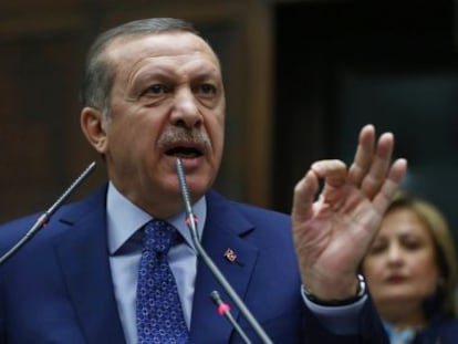 El primer ministro turco, Recep Tayyip Erdogan, en el parlamento turco.