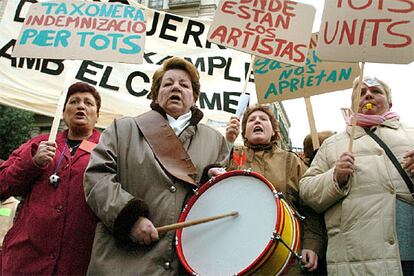 Manifestacin en Barcelona en solidaridad por los afectados de El Carmel.