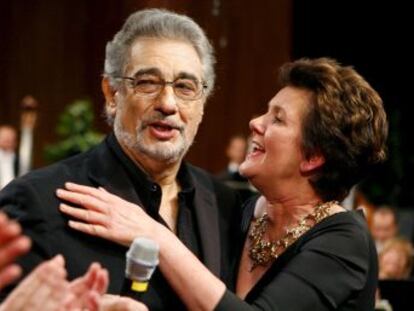 La Ópera de Los Ángeles, de la que el artista español es director general, promete una investigación sobre el tenor después de que nueve mujeres lo hayan denunciado públicamente