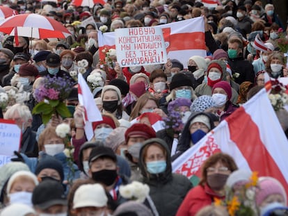 Protestas por la democracia y contra Lukashenko, el pasado lunes en Minsk.