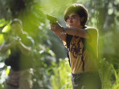 Daniella Pineda en 'Jurassic World: El reino caído'. La escena en la que se revelaba que era lesbiana fue cortada.