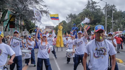 La batucadas se unieron al paro nacional a favor de la consulta popular de Petro, durante el paro nacional, en Bogotá, el 25 de mayo de 2025.