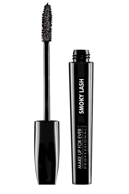 Máscara para proporcionar intensidad a la mirada Smoky Lash, de Make Up Forever.