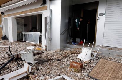 A business damaged by Storm Gloria in Jávea, in Alicante province.