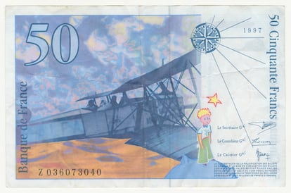 Billete de 50 francos de los años noventa que muestra a Antoine de Saint-Exupéry.