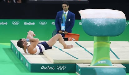 El gimnasta francès Samir Ait Said es va partir tíbia i peroné en la recepció del seu salt durant la ronda de classificació.