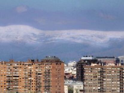 Las montañas de Madrid, desde el Cerro del Tío Pío.