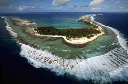 Isla de Fangataufa, en la Polinesia francesa. Esta es una de las localizaciones que Francia utilizó como lugar de ensayo para su programa nuclear. Con 8,5 kilómetros de largo y 7,5 de ancho, este atolón cuenta con un área de 45 kilómetros cuadrados. Actualmente está completamente deshabitada.
