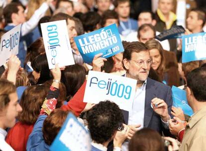 Mariano Rajoy, en el mitin de Santiago de Compostela para proclamar candidato a Feijo.