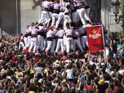 Moment de la caiguda de la Colla Jove de Tarragona.