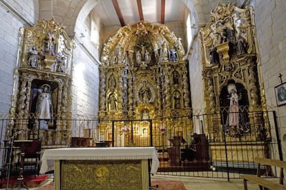 Altarpiece inside the convent of the Order of St Clare in Tui