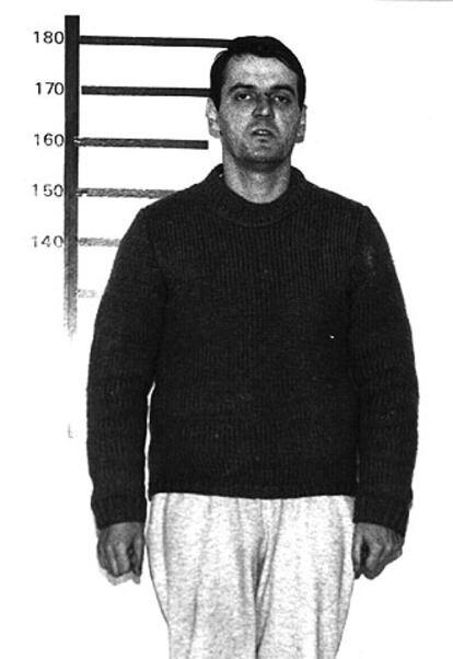 José Ignacio de Juana Chaos, en la foto de su ficha policial.