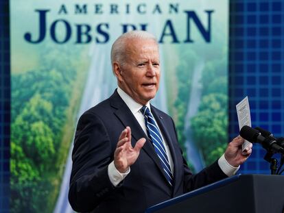 El presidente de Estados Unidos, Joe Biden, se pronuncia sobre el informe de empleos de junio en la Casa Blanca en Washington, el 2 de julio de 2021.