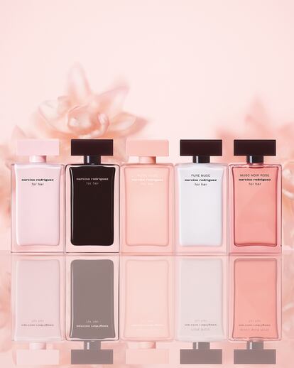 Narciso Rodriguez nos invita a practicar el layering con for her Musc Nude y el resto de fragancias de la línea.