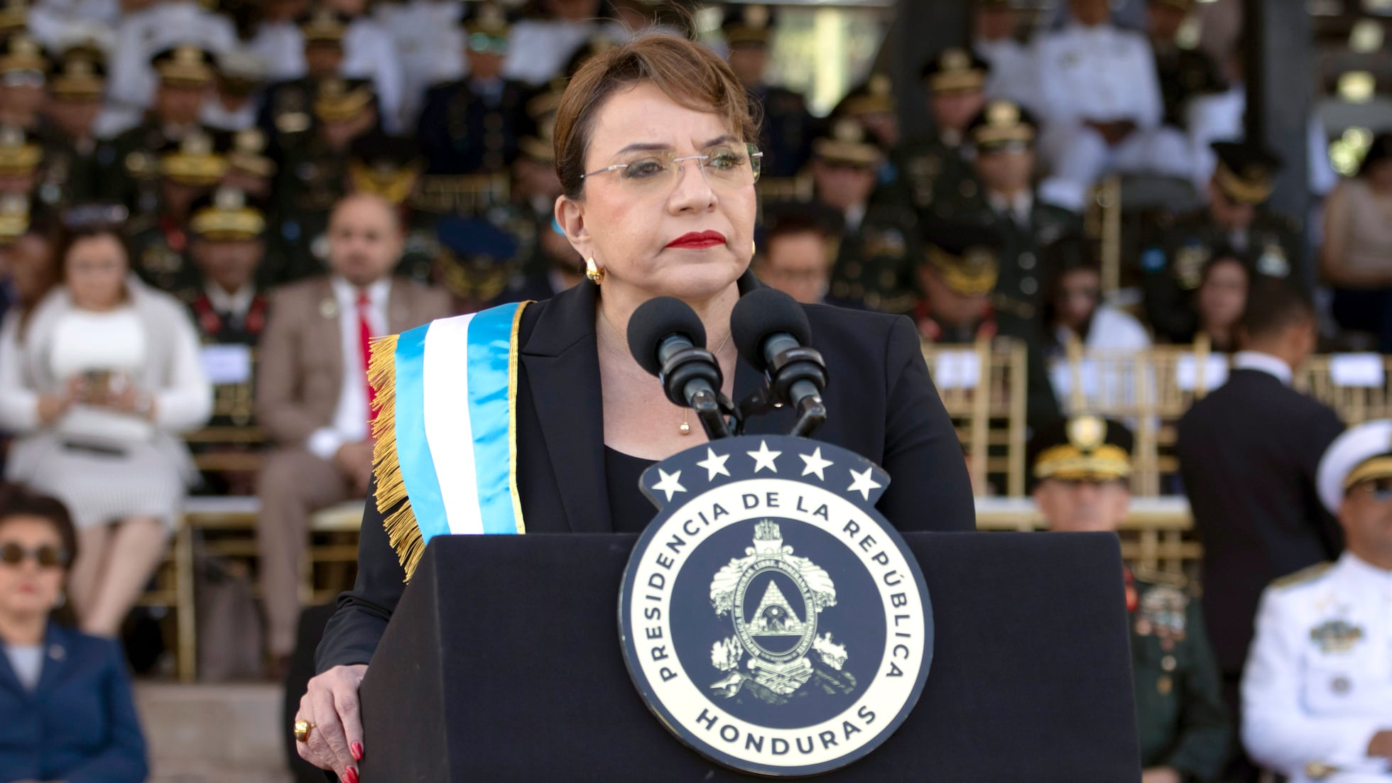 Xiomara Castro advierte de que se gesta un golpe contra su Gobierno y llama a una movilización masiva en Honduras | EL PAÍS América