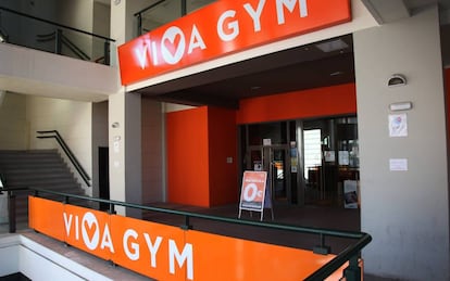 Gimnasio en el centro comercial Dos de Mayo, en Móstoles, donde antes estaba el último cine de la localidad.