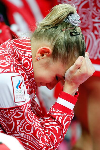 La gimnasta rusa Viktoria Komova se lamentaba así por una de las pocas medallas que ha perdido Rusia en la competición.
