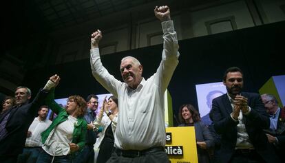 Ernest Maragall, el pasado domingo, celebrando su triunfo electoral.