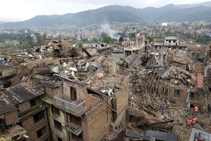 Edificios derribados en el distrito de Bhaktapur (Nepal), el 27 de abril de 2015.