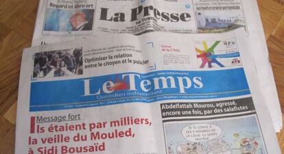 Portadas de dos diarios tunecinos en franc&eacute;s.