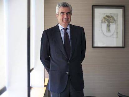 Miguel Matossian posa después de la entrevista en la sede de Credit Suisse en Madrid