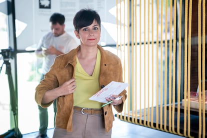 La ministra de Vivienda y Agenda Urbana, Isabel Rodríguez, tras una reunión de trabajo con el PSOE, el jueves en Madrid.