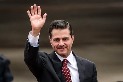 Enrique Peña Nieto en el Aeropuerto Internacional Ministro Pistarini, en Argentina, en 2018.