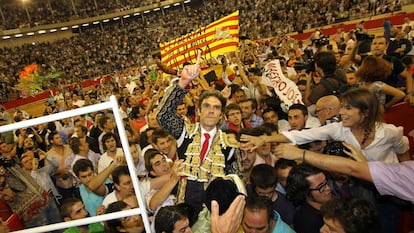 José Tomás, en el último festejo taurino que se celebró en la plaza de toros La Monumental, de Barcelona, el 25 de septiembre de 2011.