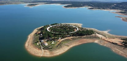 Embalse de Gabriel y Galán en el río Alagón, en Cáceres.