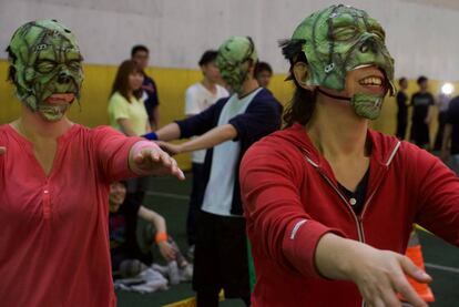 Un encuentro de "Fútbol de zombis".