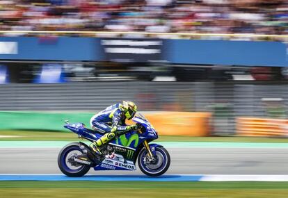 Valentino Rossi logra la pole en Assen.