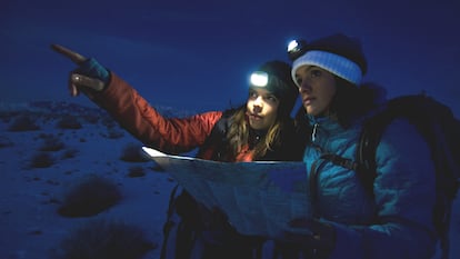 Son perfectas para acampar, correr, escalar o para alumbrar rutas de senderismo durante la noche. GETTY IMAGES.